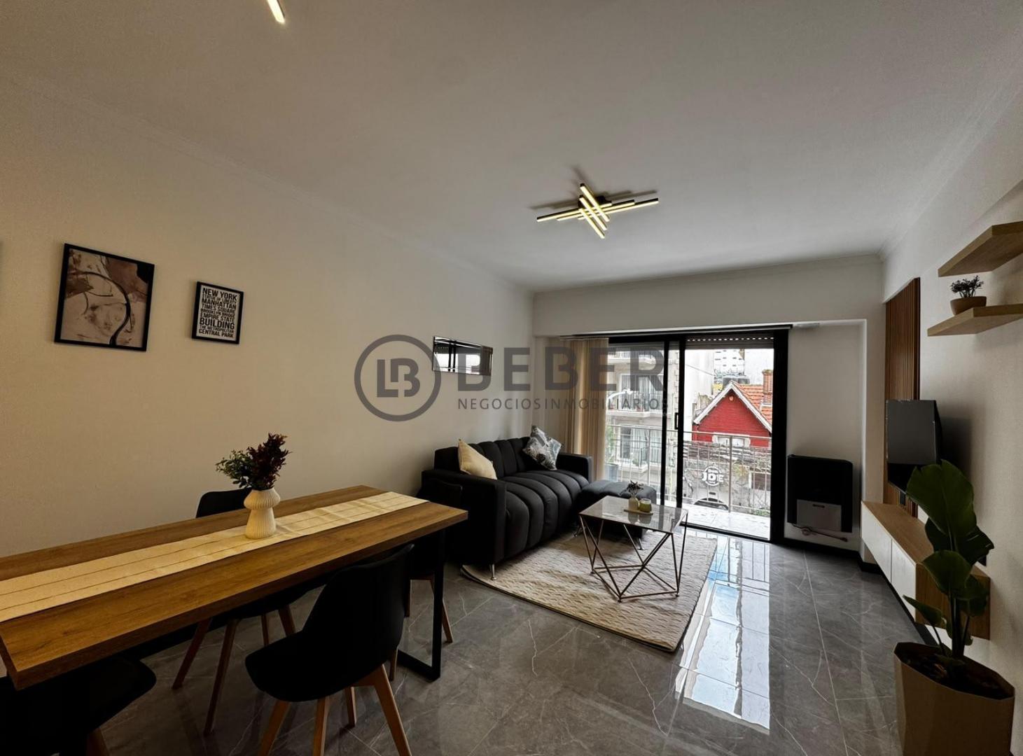 Foto de En venta dos ambientes al frente con balcon, Terminal Vieja, imagen 1