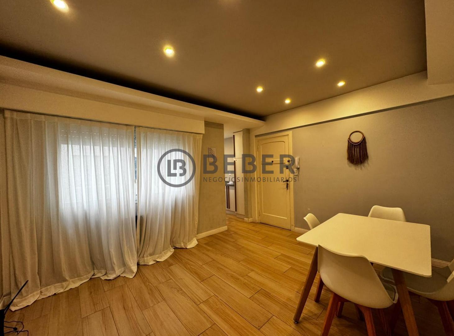 Foto de En venta tres ambientes al contrafrente reciclado, Plaza Colon, imagen 2