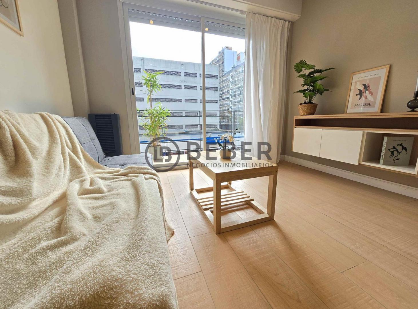 Foto de En venta dos ambientes al frente con balcon saliente, Plaza Mitre, imagen 4