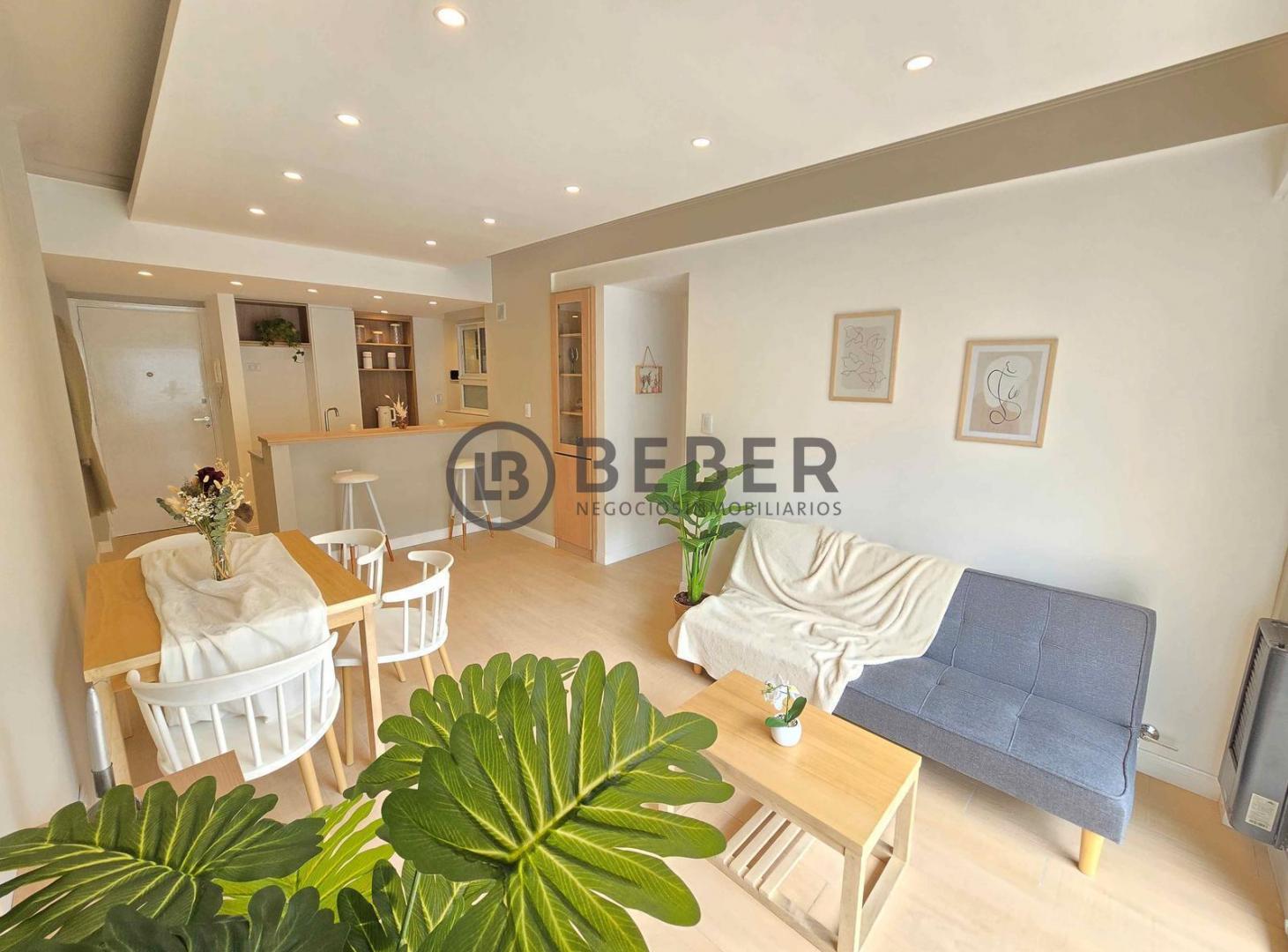 Foto de En venta dos ambientes al frente con balcon saliente, Plaza Mitre, imagen 3