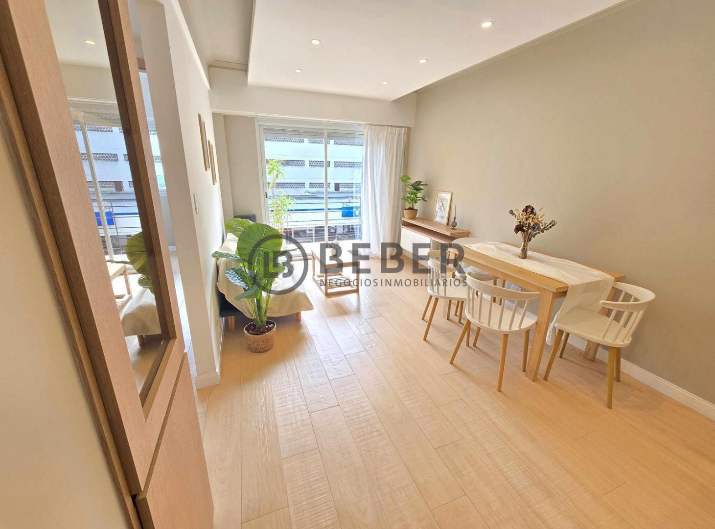 Foto de En venta dos ambientes al frente con balcon saliente, Plaza Mitre, imagen 5