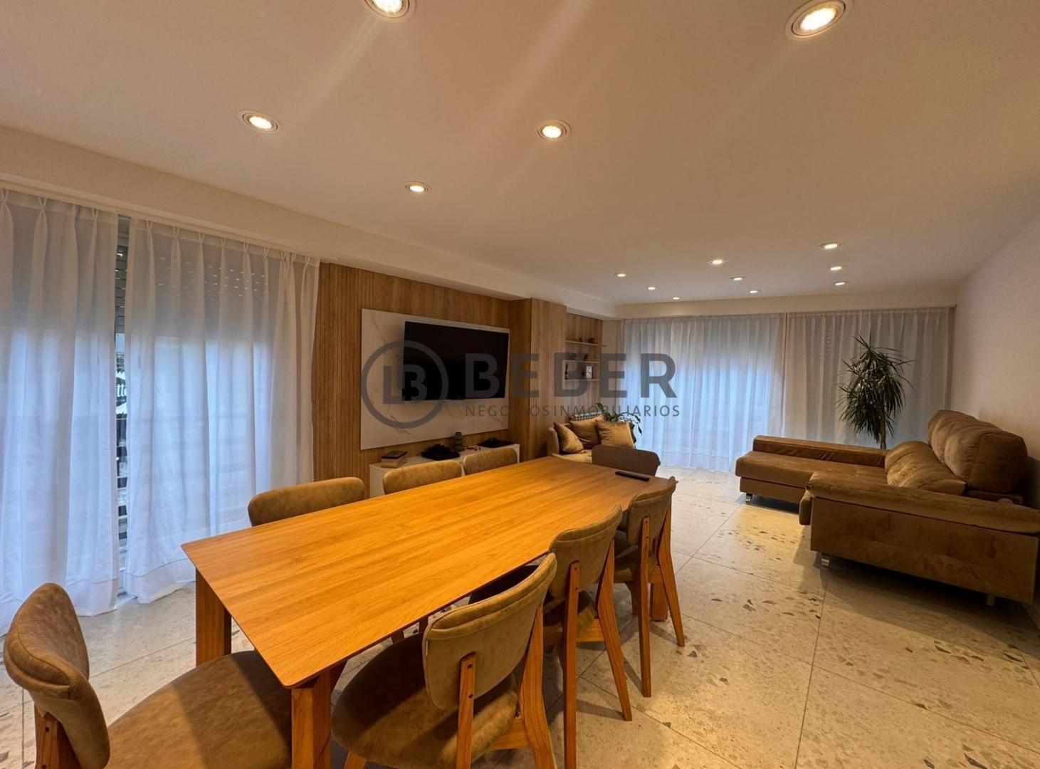 Foto de En venta departamento de cuatro abientes con balcon y patio, Punta, imagen 3