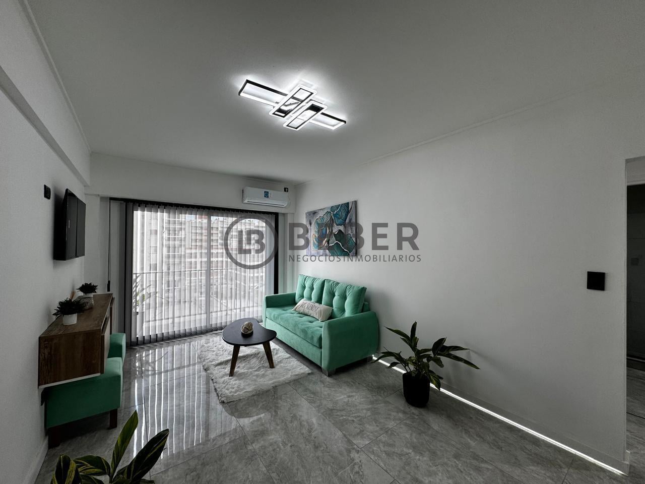 Foto de Venta departamento 3 ambientes con balcón, centro Mar del Plata, imagen 2