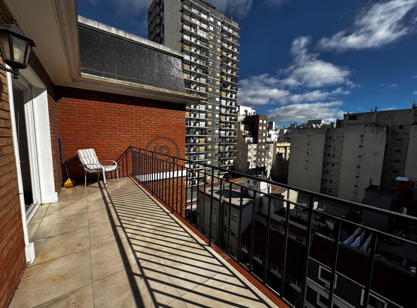 Foto de Venta departamento de 3 ambientes con dependencia, balcon terraza, imagen 4
