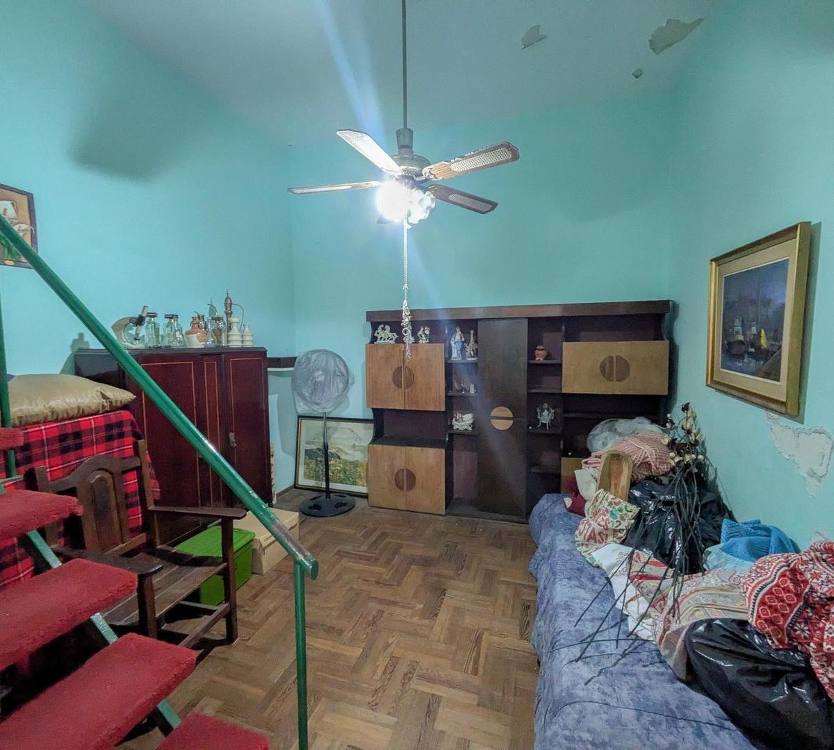 Coghlan. Venta PH con Terraza Propia por Escritura! 2