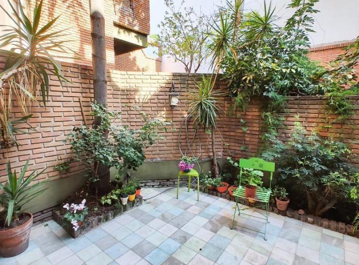 Apto crédito! Triplex de 3 dorm con depcia. Patio y terraza. 2