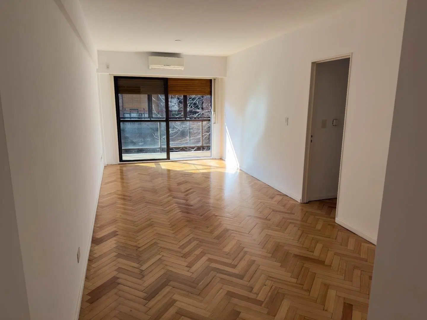 4 ambientes más dependencia, impecable! cochera cubierta 4