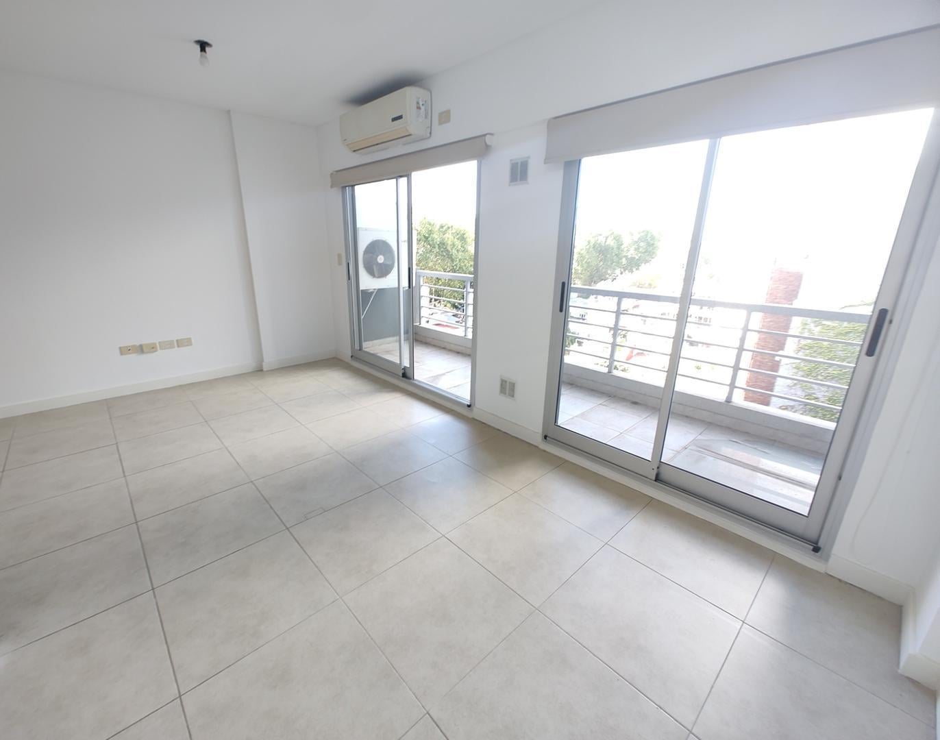Hermoso monoambiente con vista abierta a pulmon, mucha luz!!