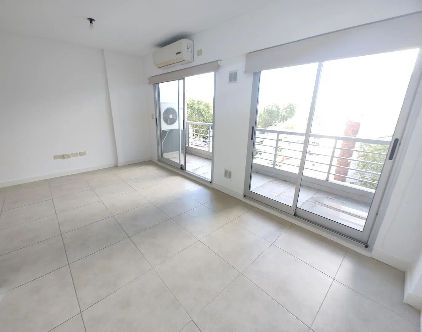 Hermoso monoambiente con vista abierta a pulmon, mucha luz!! 5
