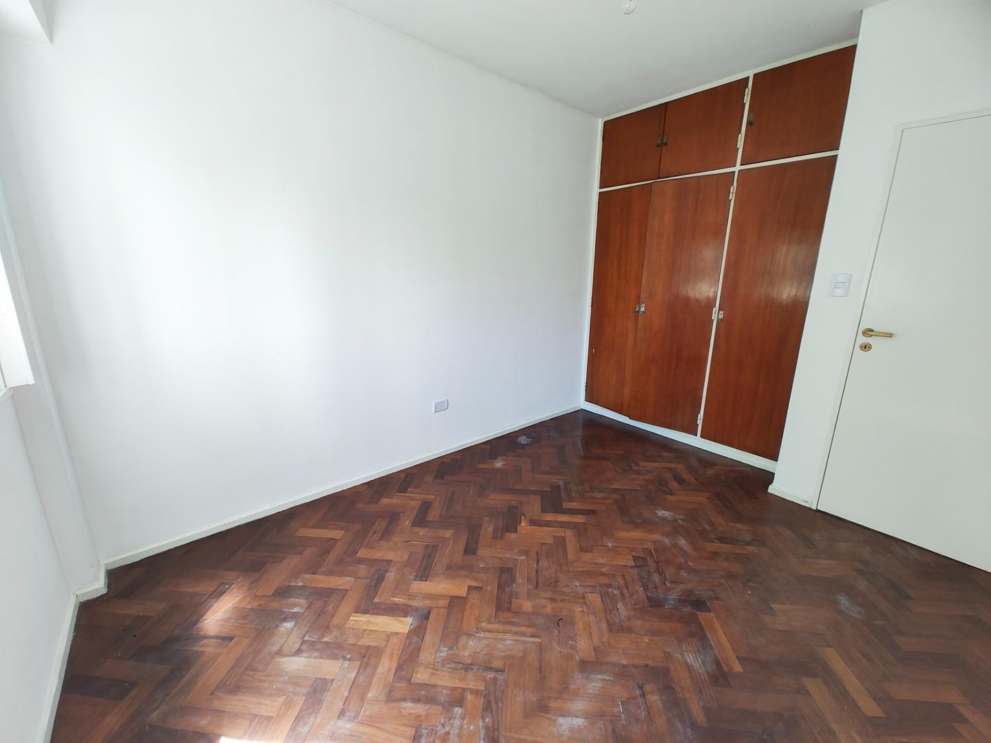 venta departamento 3 ambientes en Belgrano. Cerca subte.