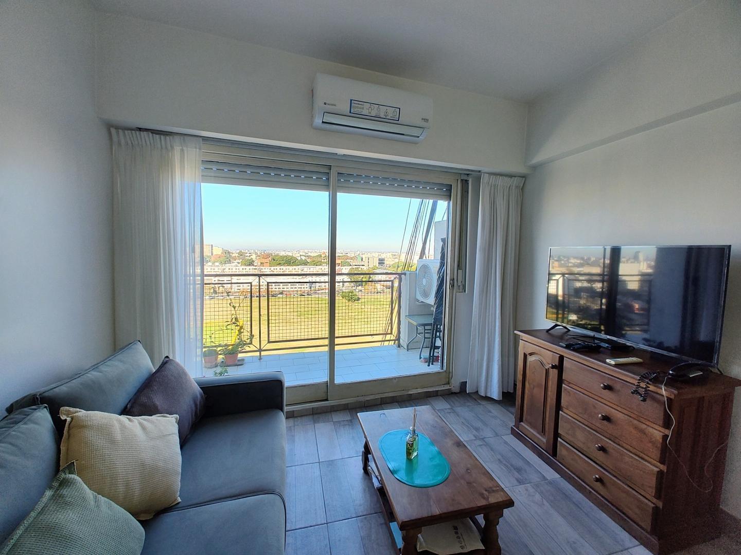 Hermoso 3 ambientes refaccionado con vista abierta!!