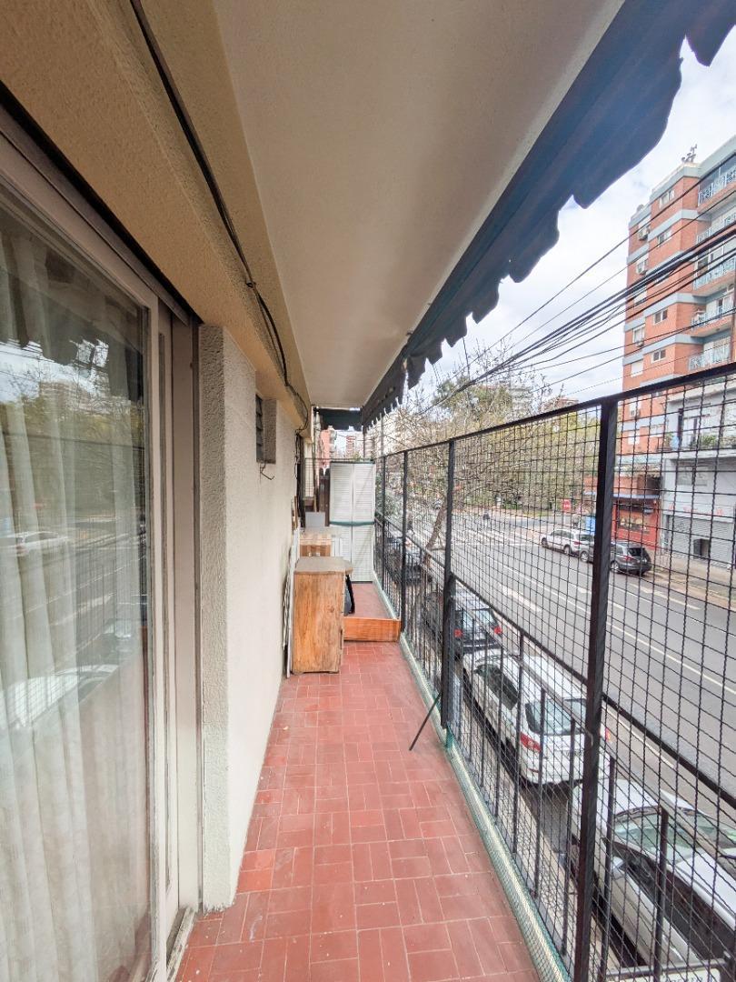 Foto de Departamento 3 ambientes en venta en Villa Urquiza. Luminoso, imagen 1