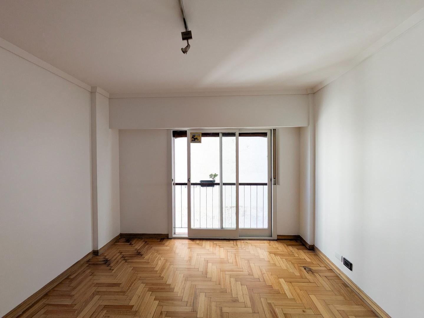 Foto de Departamento de 3 ambientes en venta en Nuñez. Cerca Cabildo, imagen 2