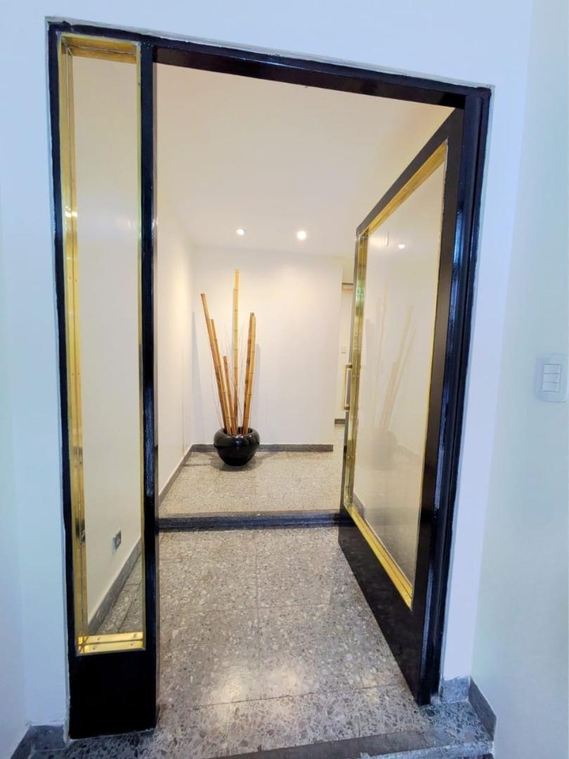 Foto de Monoambiente en venta en Palermo al frente con balcón., imagen 5
