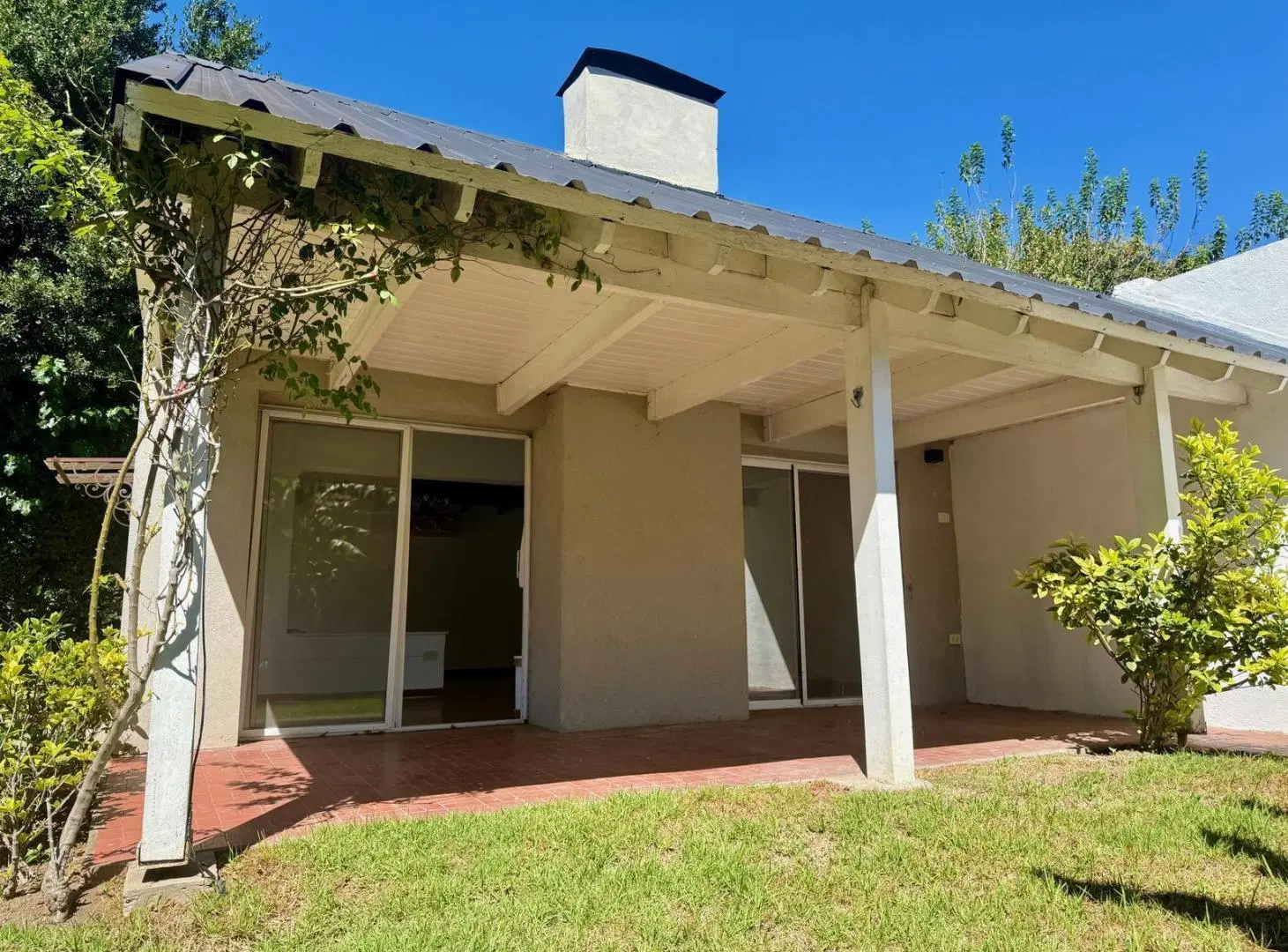 MUY LINDA CASA EN UNA PLANTA CON 3 DORMITORIOS Y PILETA EN LOS LAGARTOS COUNTRY CLUB PILAR 3