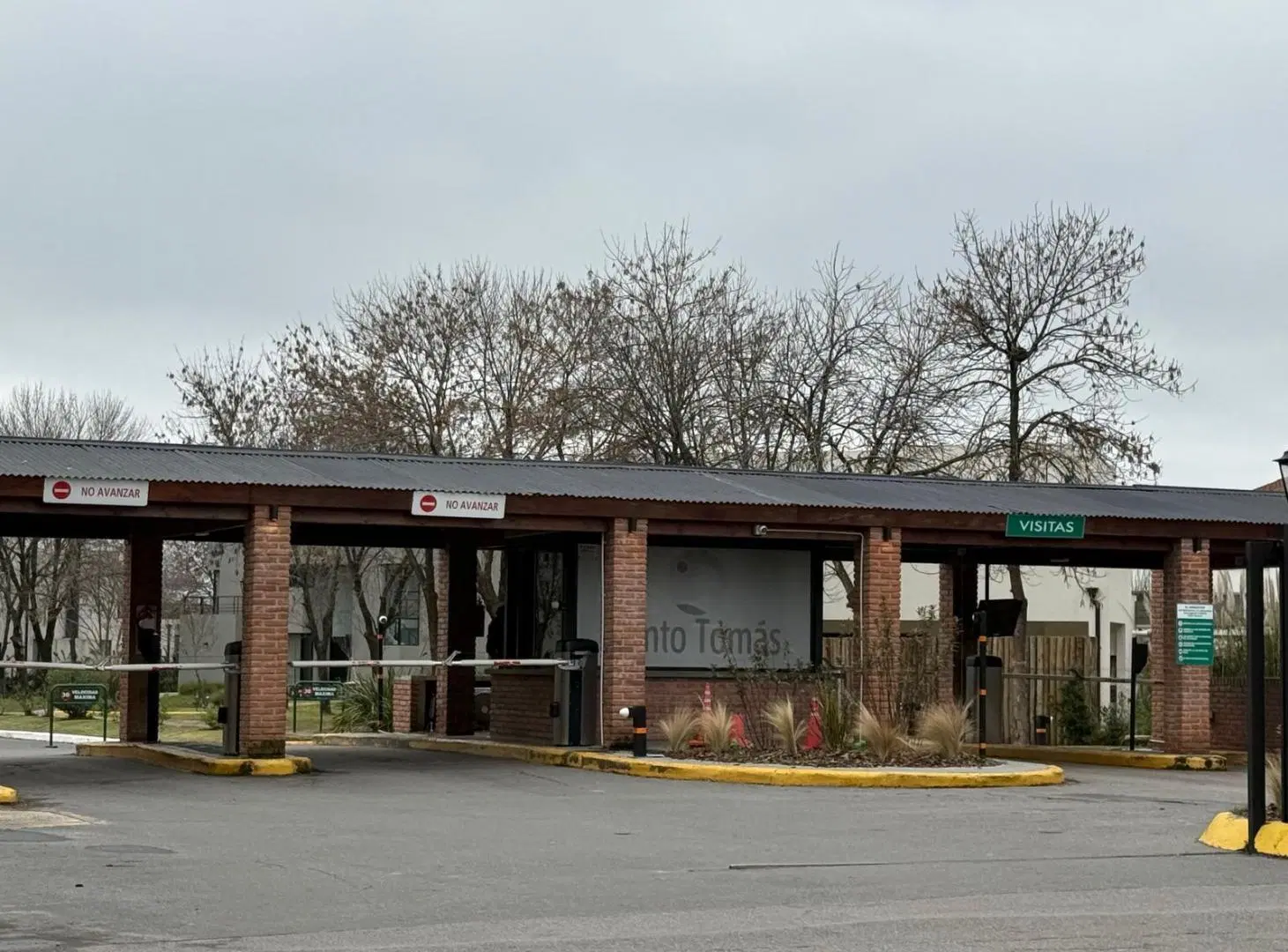 HERMOSO TERRENO EN VENTA EN EL BARRIO CERRADO SANTO TOMAS PILAR 5