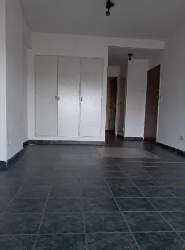 Departamento en Olivos-Vias/Rio 3