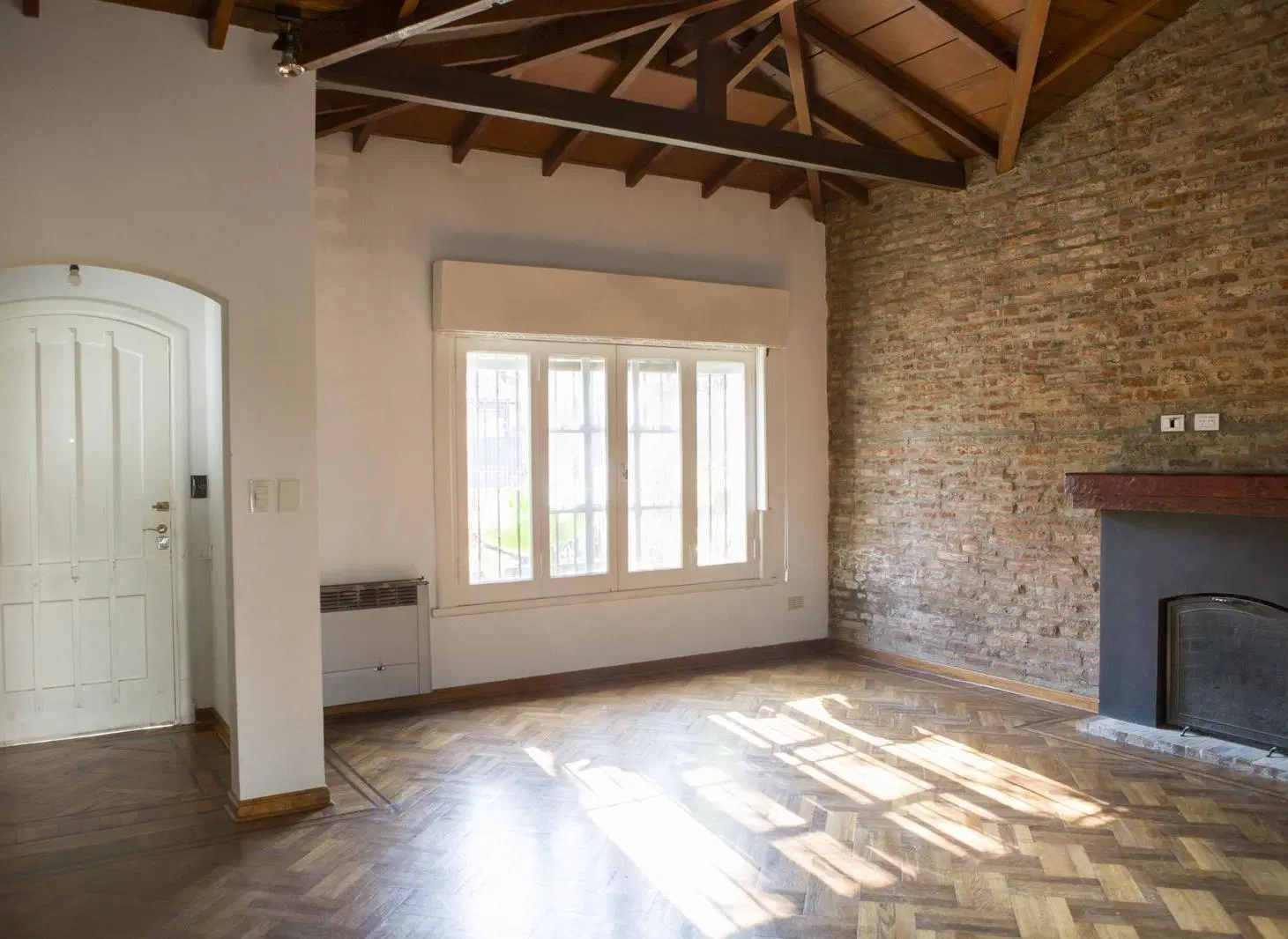 Casa en La Lucila-Libert./Rio 4