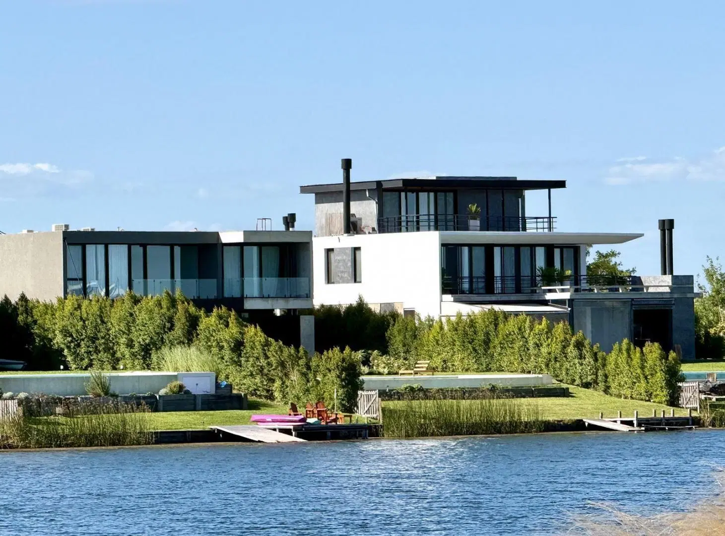 LINDISIMO TERRENO EN VENTA EN EL BARRIO COSTAS, PUERTOS DEL LAGO, ESCOBAR 2