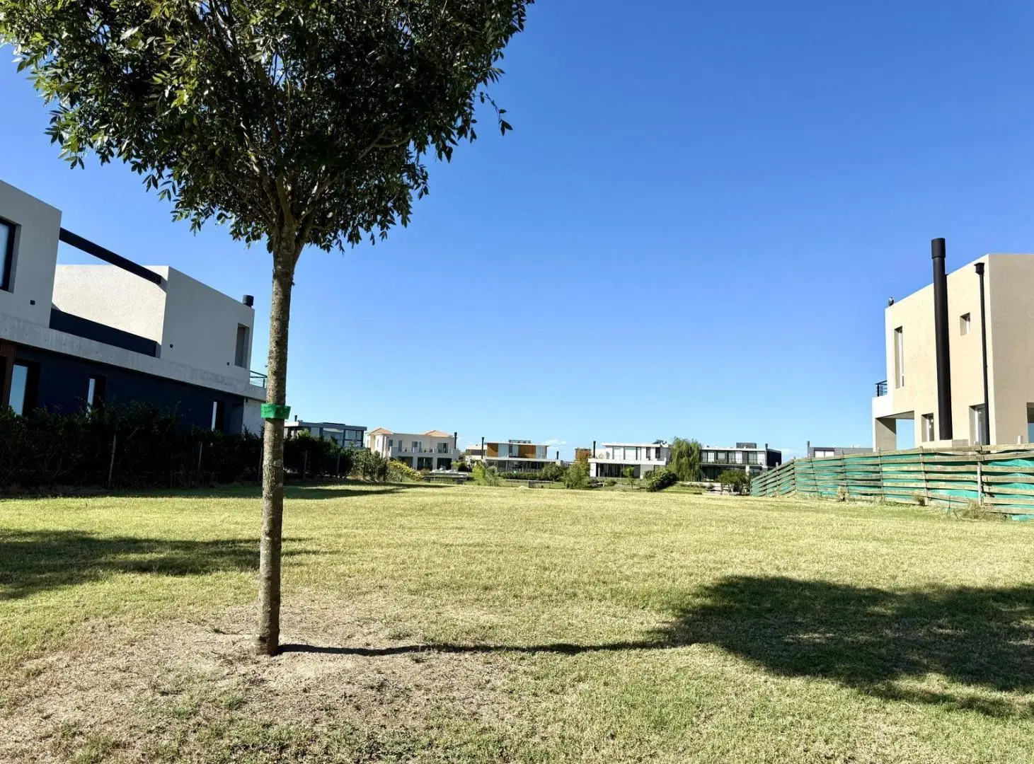 LINDISIMO TERRENO EN VENTA EN EL BARRIO COSTAS, PUERTOS DEL LAGO, ESCOBAR 5
