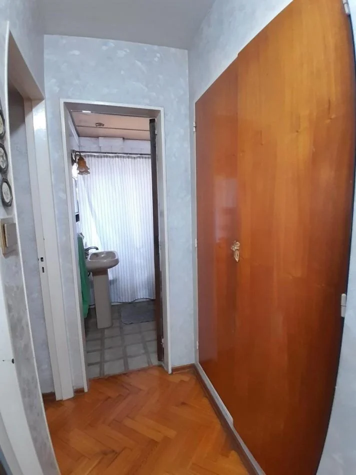 Culpina 100, Venta Departamento de Tres Ambientes en Flores 5