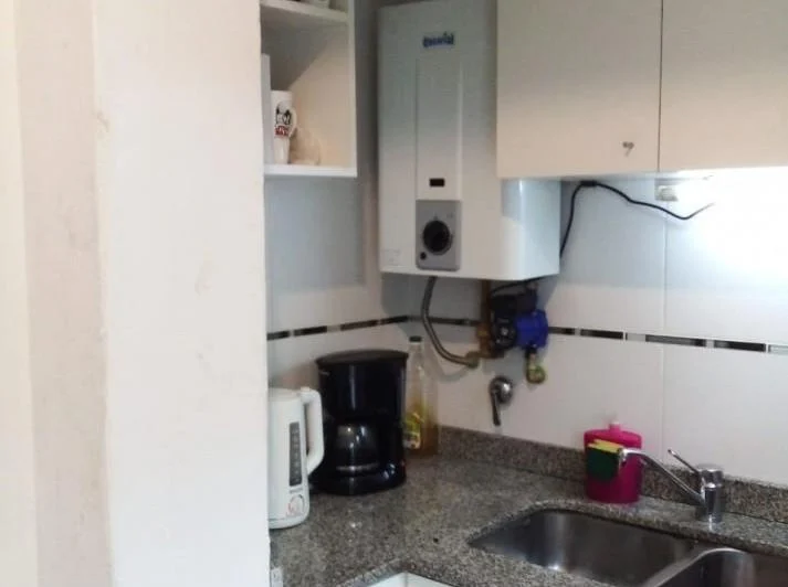 ÑANDUTI 1300, VENTA PH DE TRES AMBIENTES 4