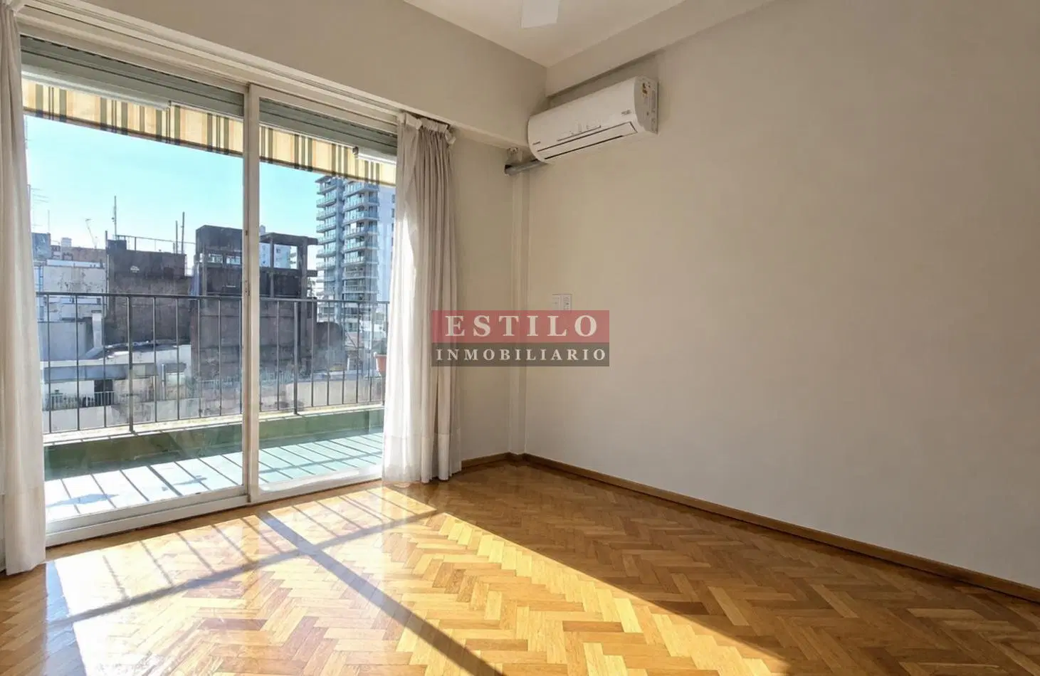 FRENCH 3000, VENTA DEPARTAMENTO DUPLEX DE TRES AMBIENTES EN PALERMO/RECOLETA 2