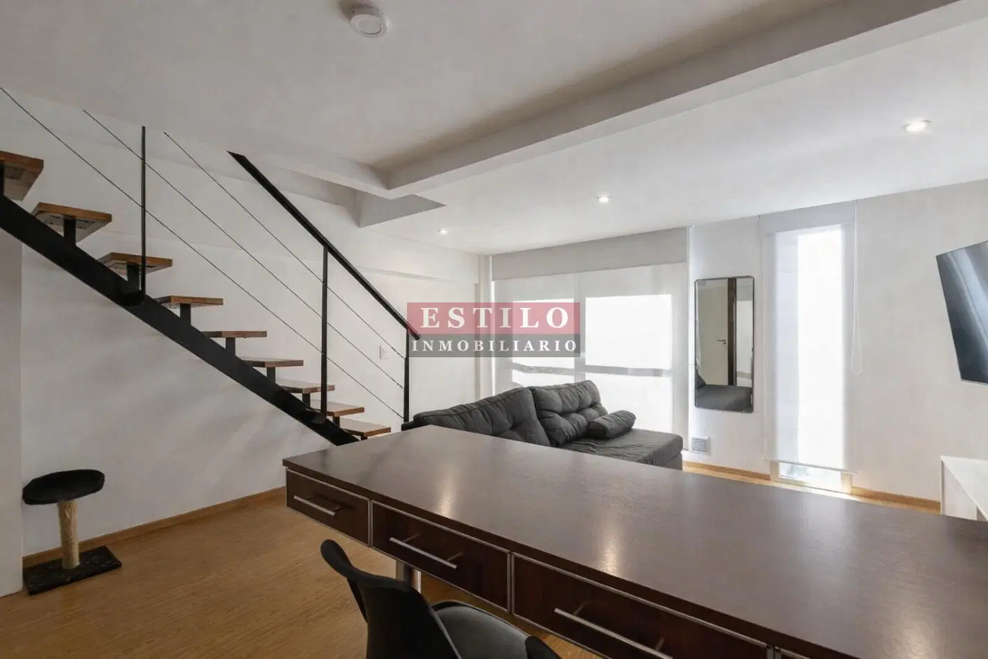 CIUDAD DE LA PAZ 3500, VENTA DUPLEX DE TRES AMBIENTES CON COCHERA 1