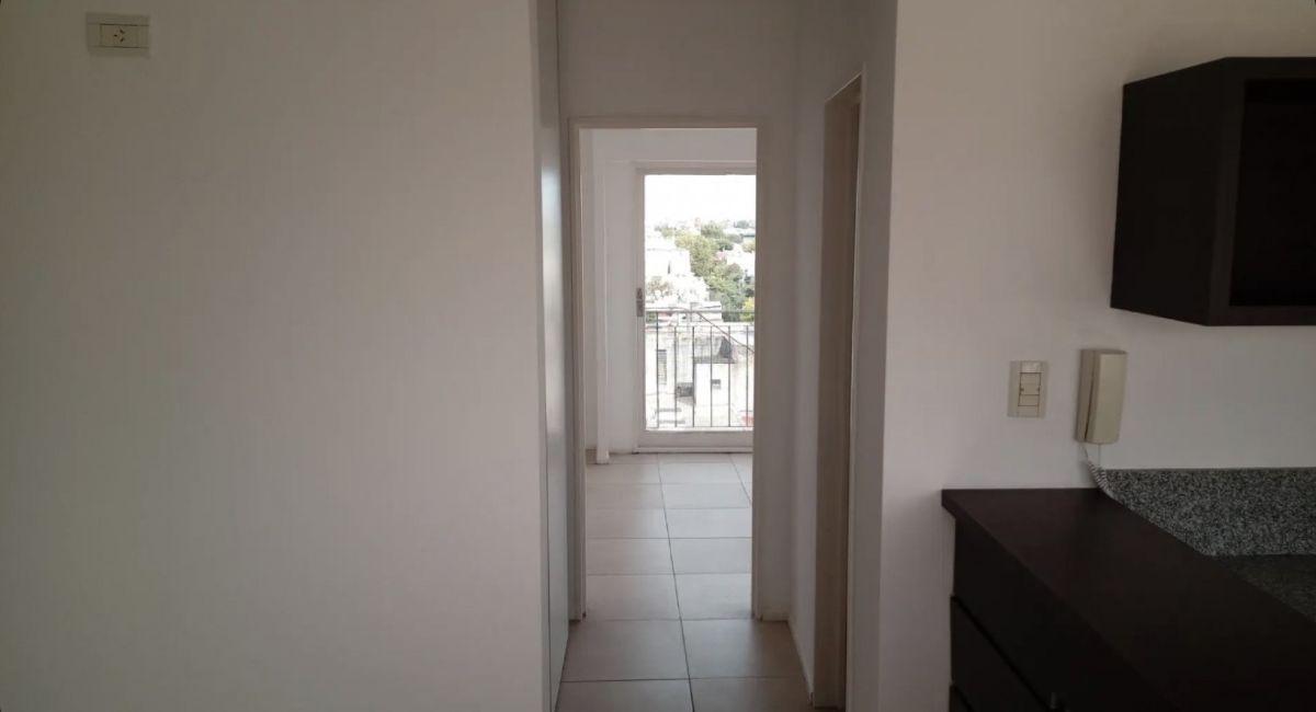 Foto de CALDERON DE LA BARCA 2800, VENTA DEPARTAMENTO DE DOS AMBIENTES A NUEVO, imagen 2