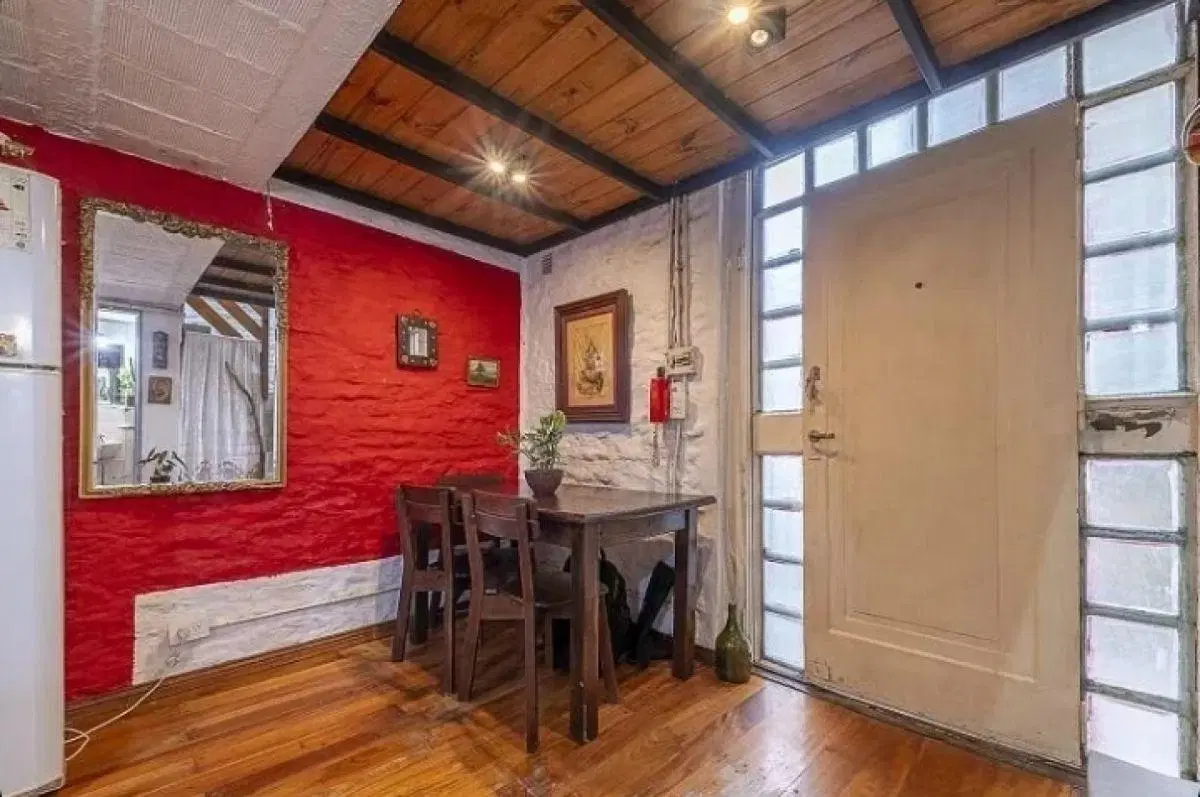 BOLIVAR 600, VENTA LOFT DE DOS AMBIENTES EN TRES PLANTAS 2