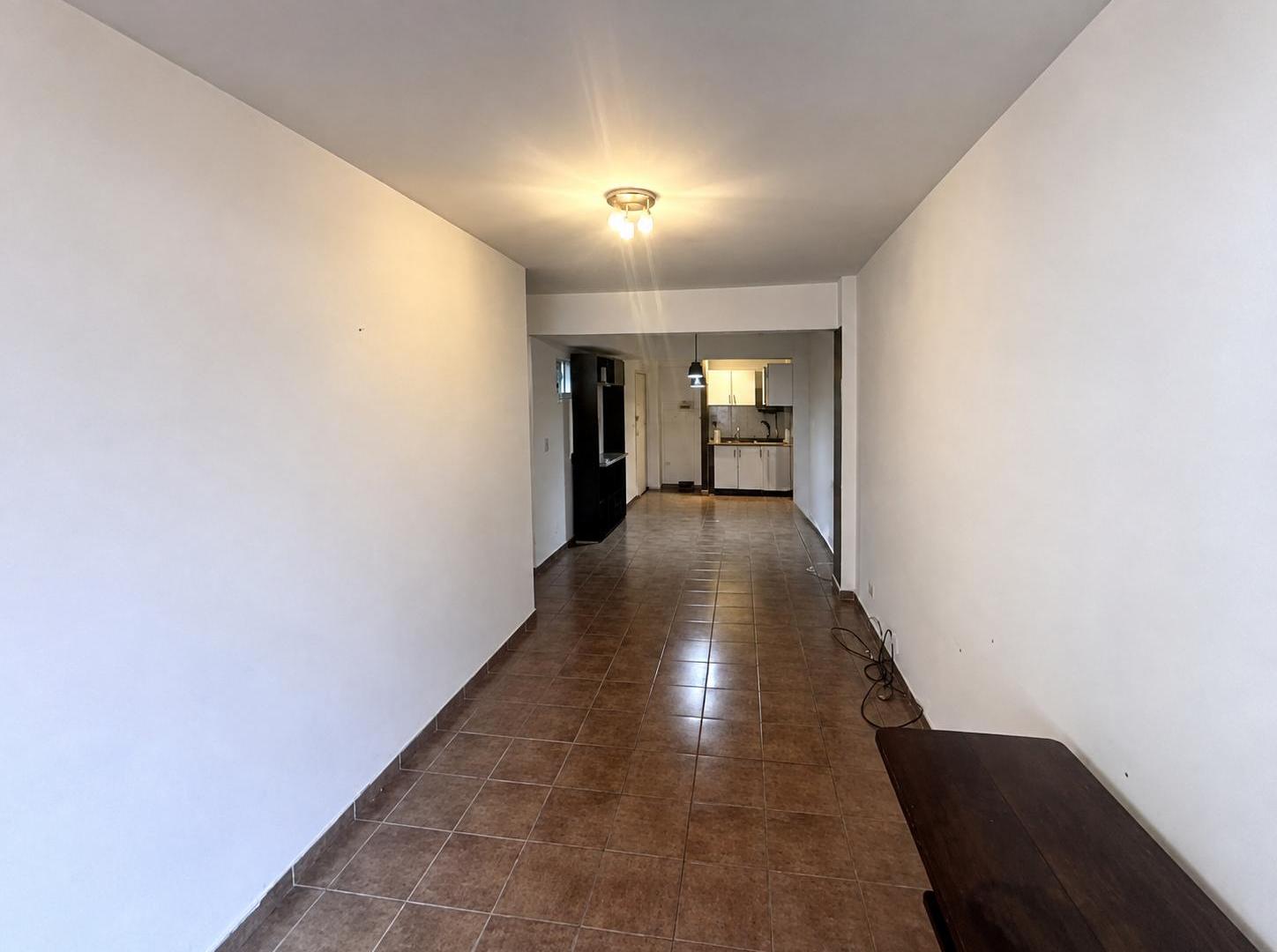 Foto de GASCON 1100, VENTA DEPARTAMENTO DE DOS AMBIENTES, imagen 2