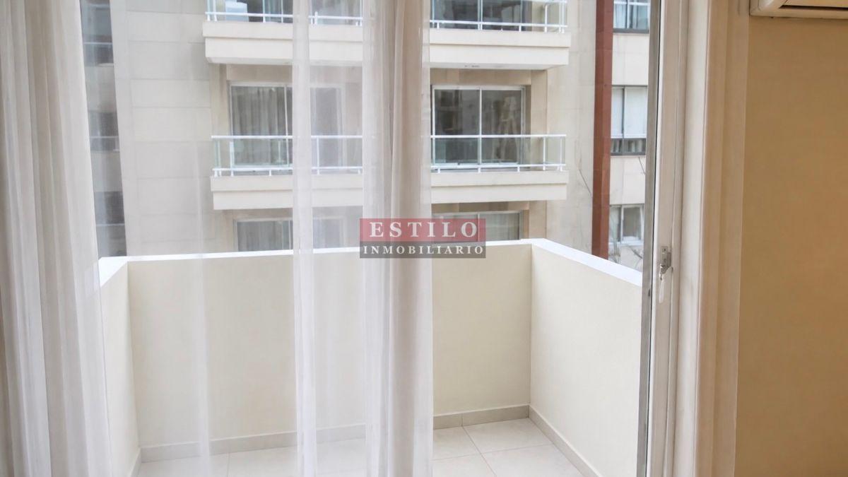 Foto de VIAMONTE 2800, VENTA 1 AMBIENTE DIVISIBLE AL FTE C/ BALCÓN, imagen 1