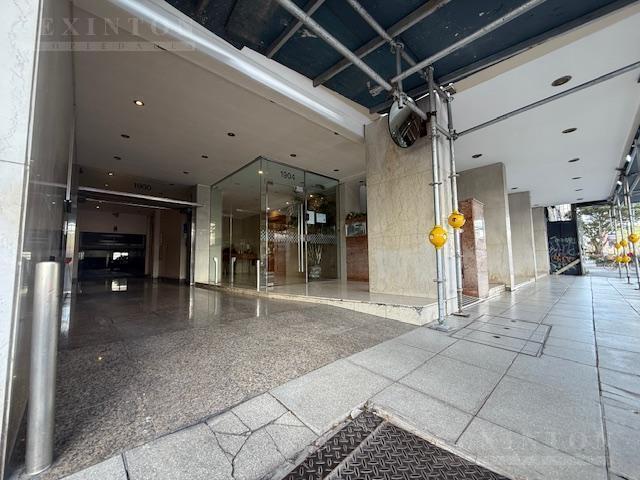 Foto de VENTA DEPARTAMENTO PISO ALTO VISTA al RÍO - 3 DORMITORIOS Cochera, imagen 2