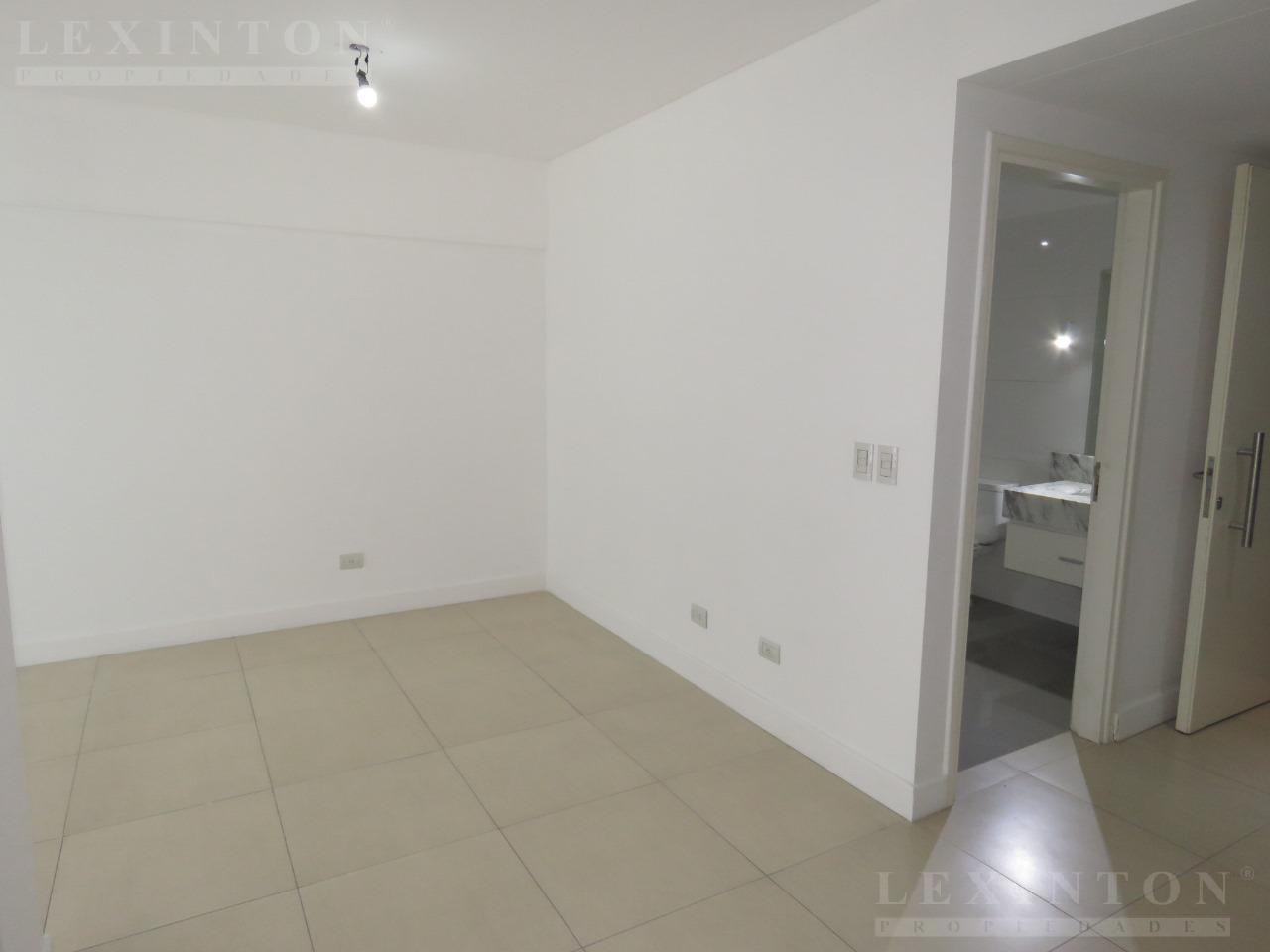 Venta 2 ambientes  Madero Harbour Residences