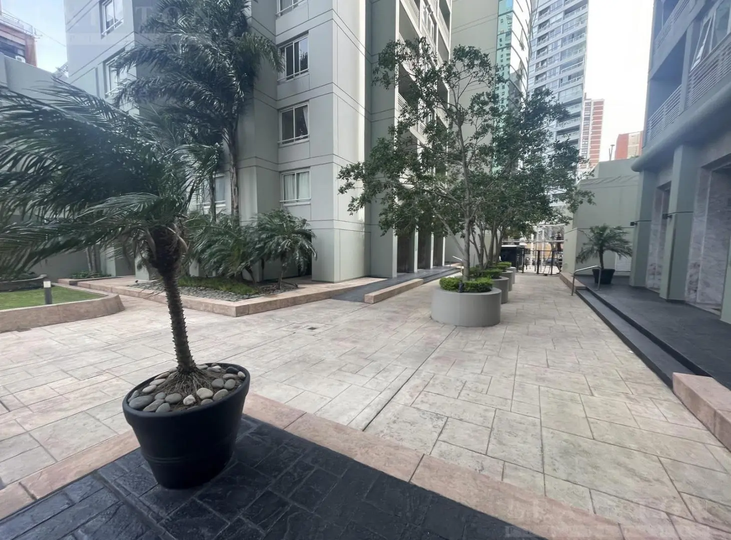 FULL AMENITIES - PISO ALTO - TORRE LAS PLAZAS - ALQUILER 3 AMBIENTES PALERMO - COCHERA 4