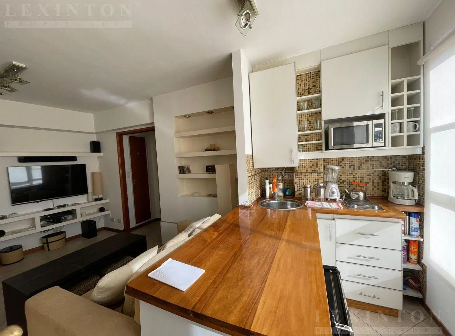 Venta Excelente 2 Ambientes con Gran Luz Natural 4
