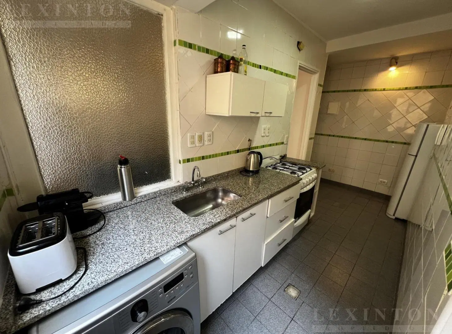 ALQUILER  DEPARTAMENTO 2 AMBIENTES AMOBLADO 4