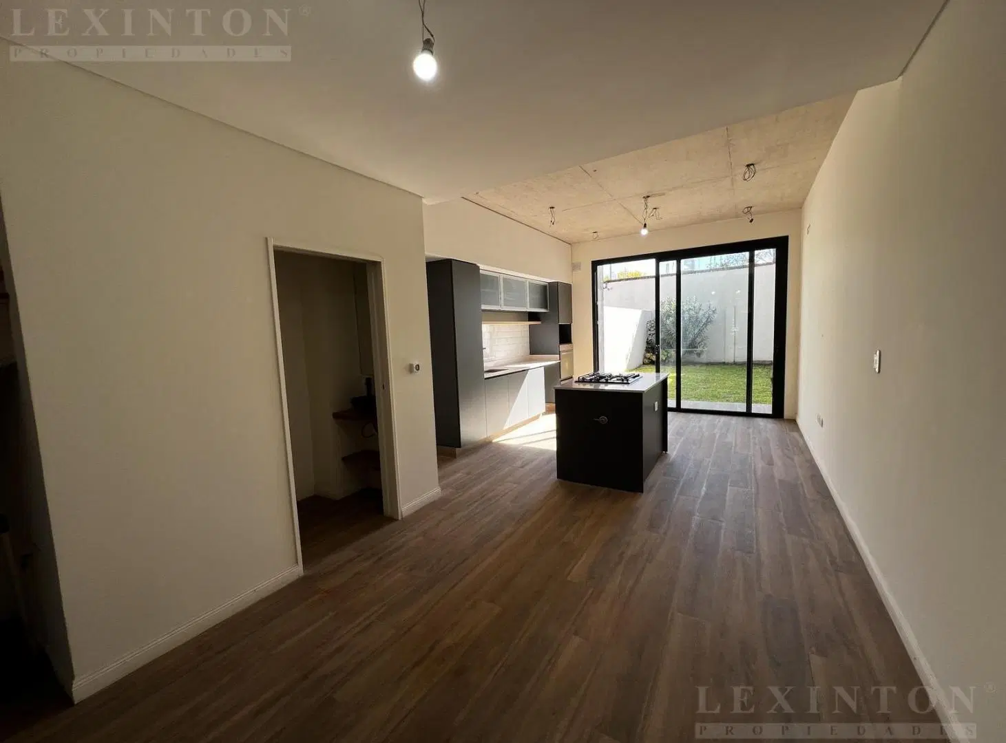 PH TIPO CASA - JARDIN - QUINCHO - PARRILLA - COCHERA - VENTA 3 DORMITORIOS en Villa Urquiza 4