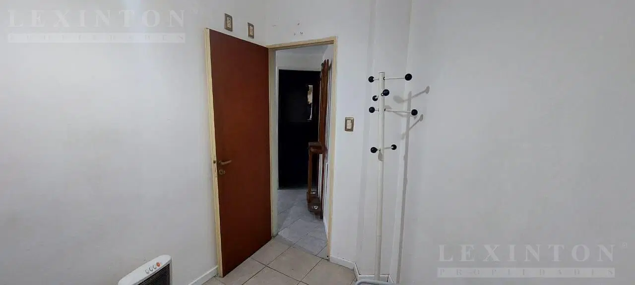 Depto PB en Pasaje Santos Discépolo 3 dormitorios Zona histórica 8