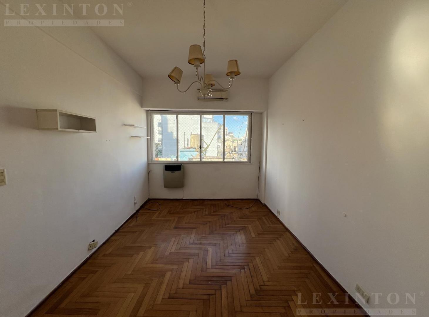 Foto de 2 AMBIENTES EN EL LIMITE DE BOEDO Y BALVANERA - VISTA ABIERTA PISO ALTO, imagen 4