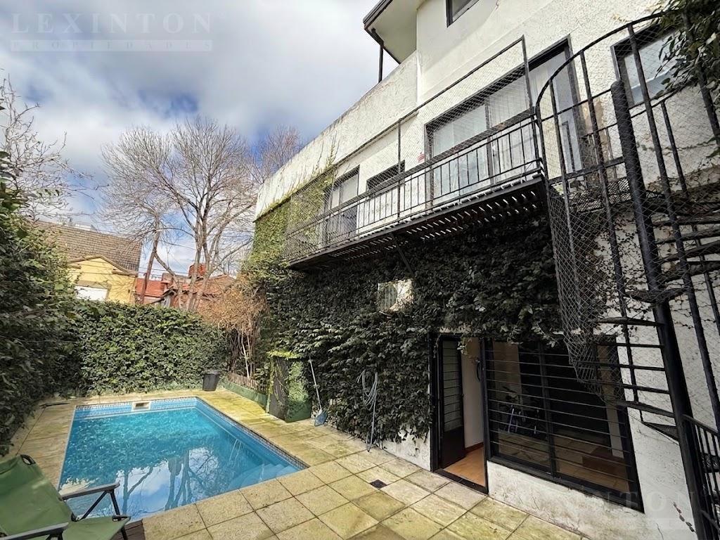 Foto de Venta Casa 3/4 dormitorios Terraza Piscina Cochera Villa Martelli, imagen 1