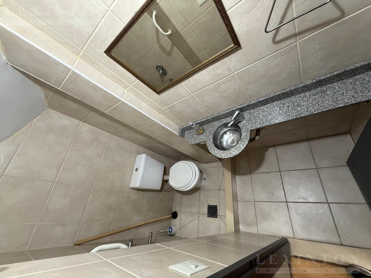 Foto de Venta Casa 3/4 dormitorios Terraza Piscina Cochera Villa Martelli, imagen 3