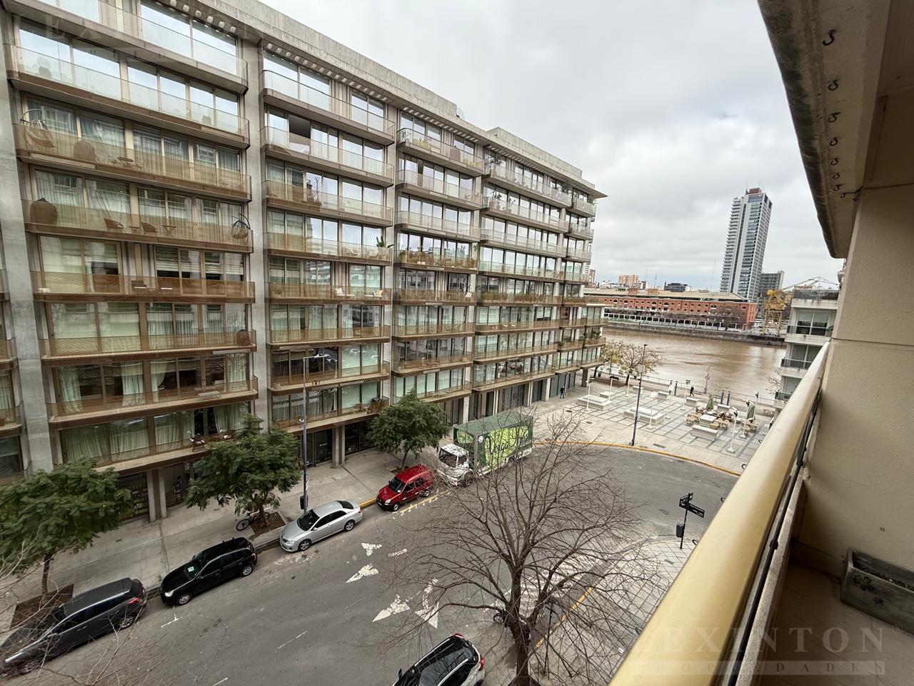 Foto de PUERTO MADERO - En FRENTE al HOTEL FAENA - VENTA DEPARTAMENTO 2, imagen 1
