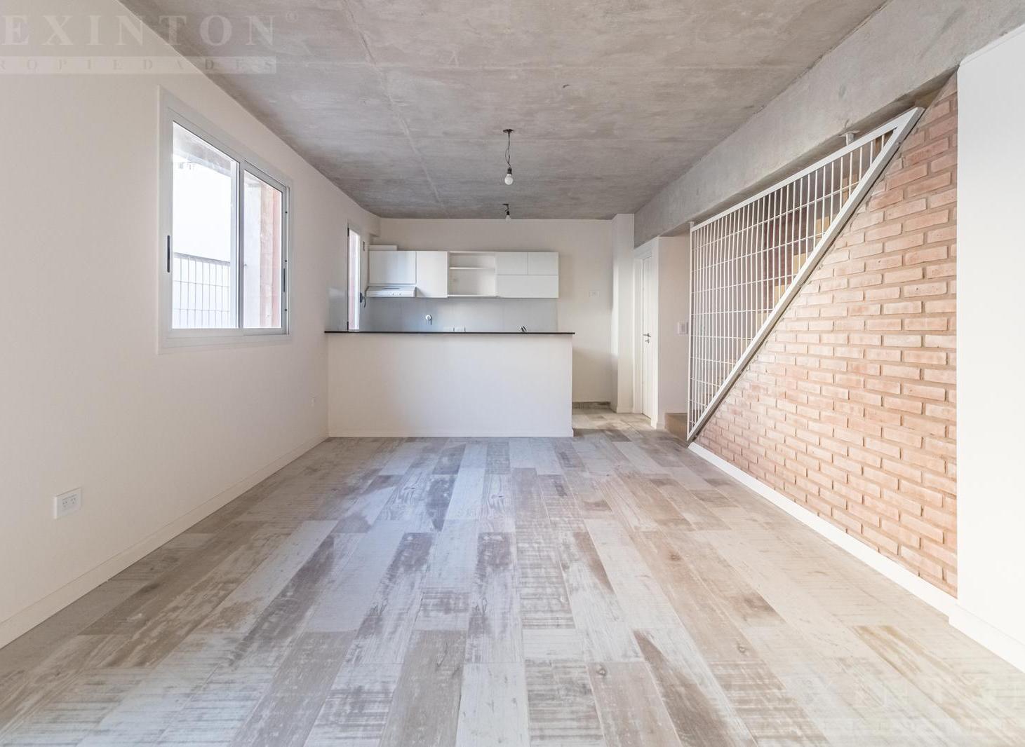 Foto de JARDIN - TERRAZA - PARRILLA - ESTRENAR - PH - TRIPLEX - VENTA, imagen 1