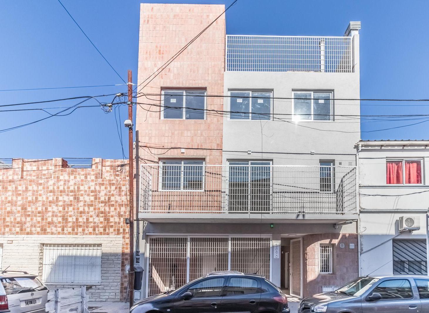 Foto de JARDIN - TERRAZA - PARRILLA - ESTRENAR - PH - TRIPLEX - VENTA, imagen 3