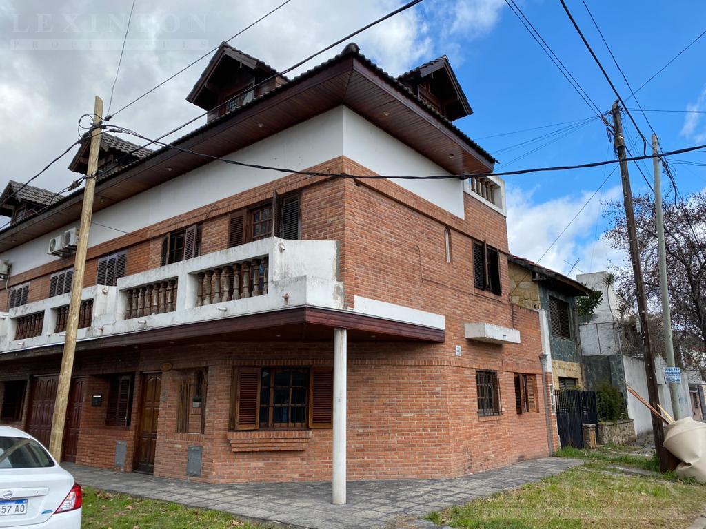 Foto de VENTA PH Tipo CASA - EXCELENTE ESTADO - 4 DORMITORIOS - RAMOS MEJIA, imagen 2