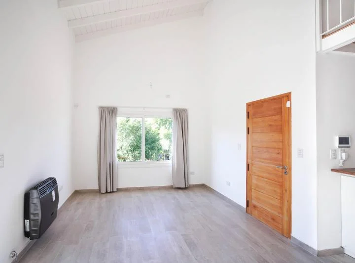 Casa de lujo A ESTRENAR en Alquiler ANUAL de 1 Dormitorio en Villa Giardino, Cba 1