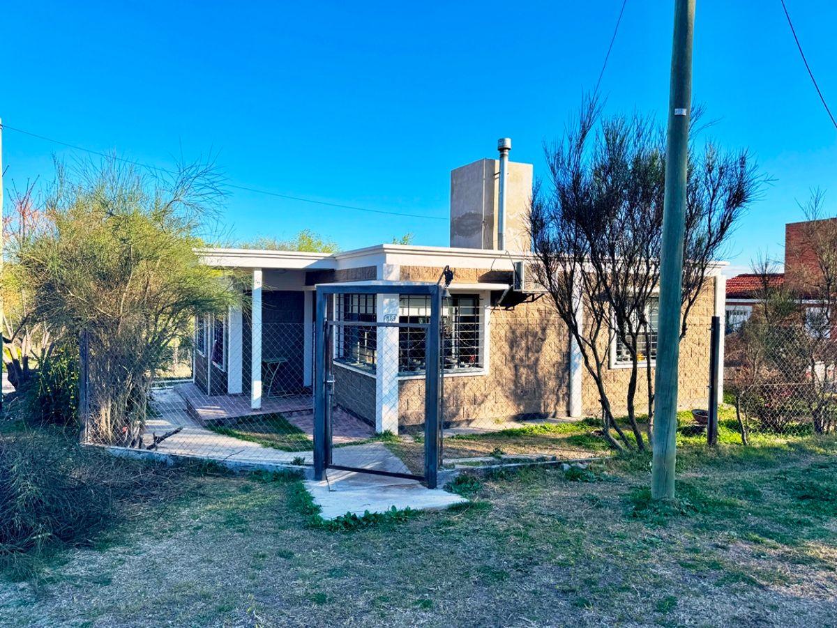 Impecable Casa de 2dorm en Venta en Villa Giardino, Córdoba. OPORTUNIDAD. A 500m de Av San Martin!