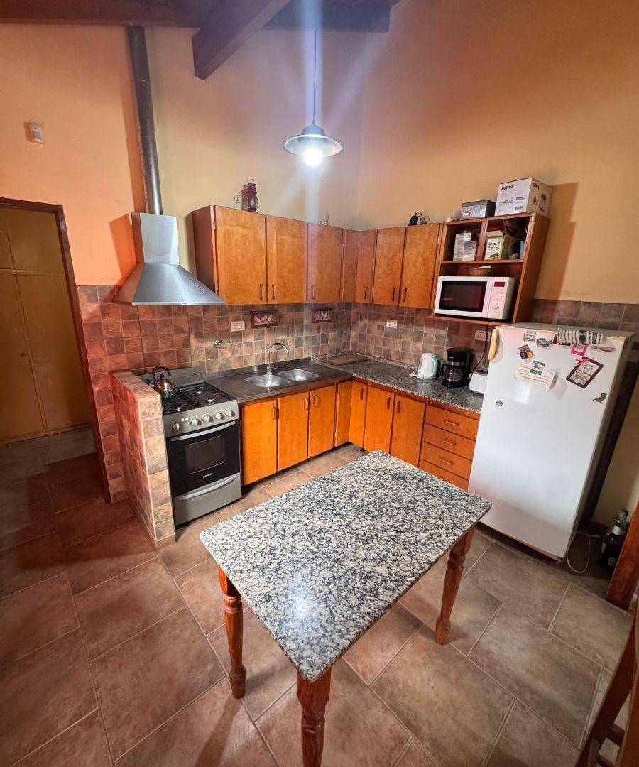 Foto de Hermosa Casa De 3 Dormitorios Y 2 Baños, En 2 Plantas - 733m Terreno, imagen 4