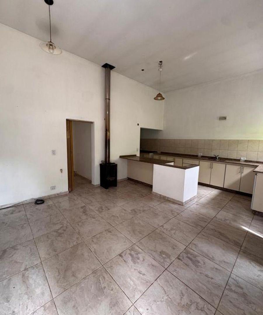 Foto de Casa de 3 dormitorios y 2 baños en OPORTUNIDAD! Villa Giardino, imagen 3